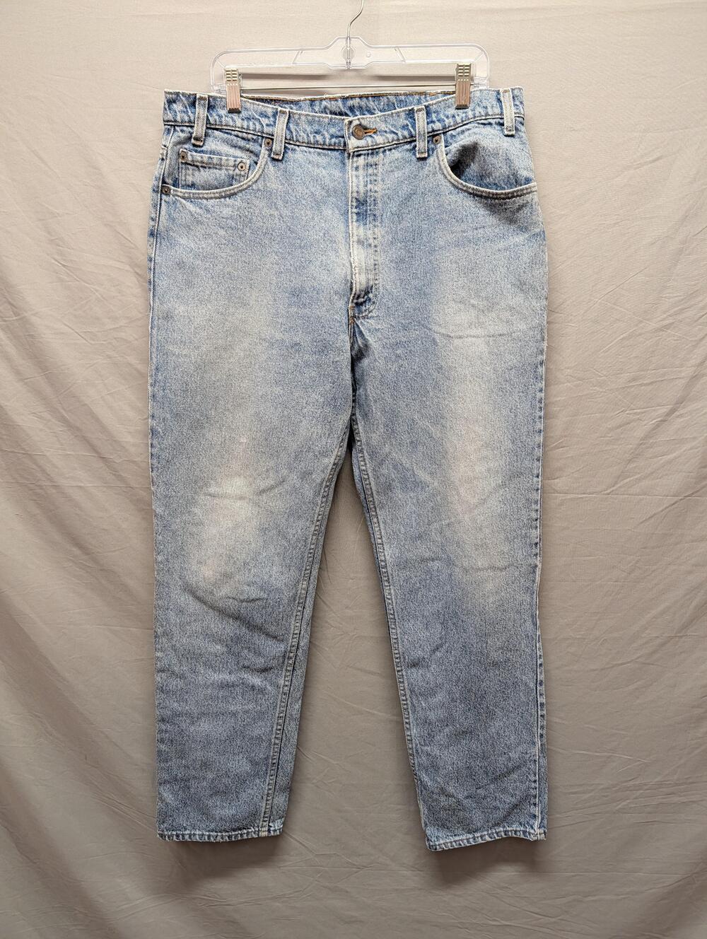 Levi's 540 Jeans Mens 36x31 Blue Stonewash Loose Tapered Leg Zip Fly 5-Pocket